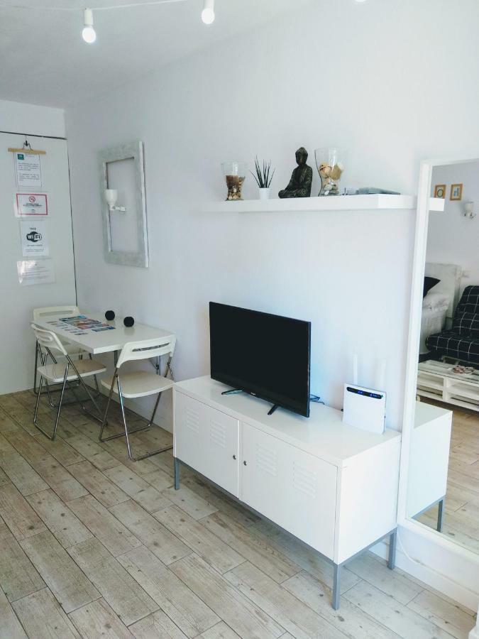 Estudio Minerva Jupiter เบนัลมาเดนา ภายนอก รูปภาพ